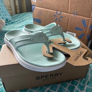 Sperry Windward Float Thong Sandals